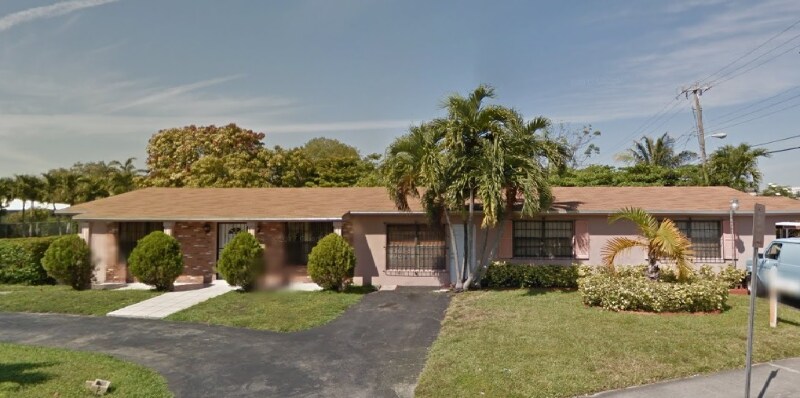 8126 W 15th Ave unit 8126B, Hialeah, FL 33014 - photo 1
