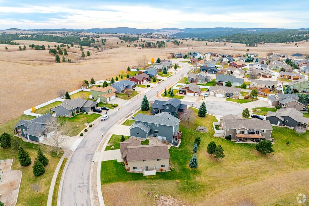 Colonial Pine Hills_558809_CL_112025_V2