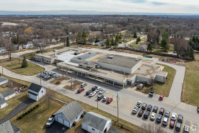 Lannon Elementary School in Lannon, WI has 314 students in grades K-4.