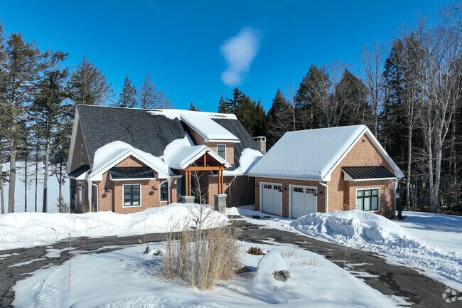 The allure of lakeside living in Ellsworth is undeniable, with homes ranging from cozy cottages nestled among the trees to spacious retreats designed for entertaining and relaxation.