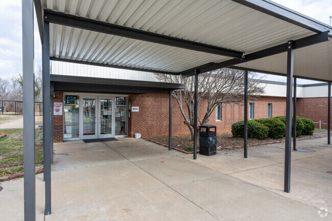 Cooleemee Elementary School is an above average public school in Cooleemee, NC.