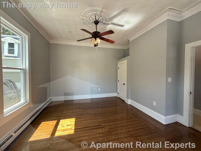 58 Vinal Ave unit 1, Somerville, MA 02143 - photo 5