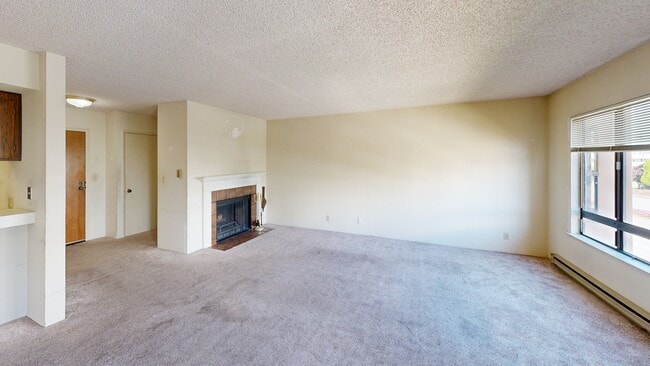 490 Mariners Island Blvd unit 211, San Mateo, CA 94404 - photo 2