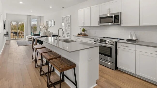 1718 Manuka Ln, Columbia, TN 38401 - photo 3