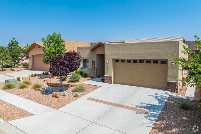 Ventana Ranch features ranch and Pueblo-style homes.