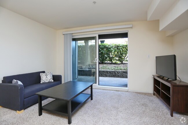 Yugo Seattle Rivendell, Seattle, WA 98105 - photo 2