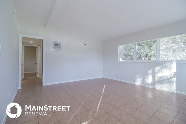 11623 Cameron St, Orlando, FL 32817 - photo 5