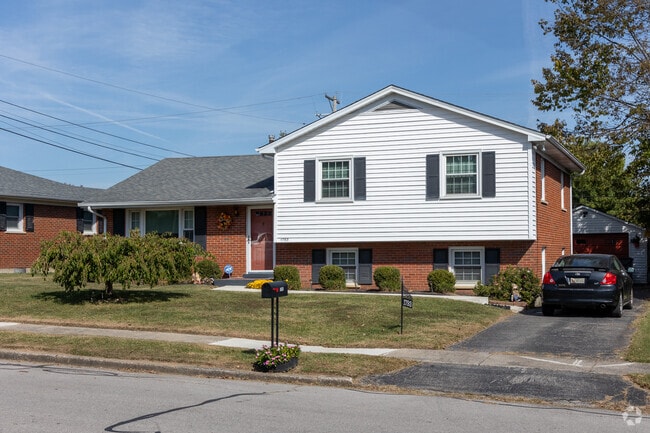 Homebuyers looking for extra space can opt for a split-level home in Radcliffe-Elkhorn Park.