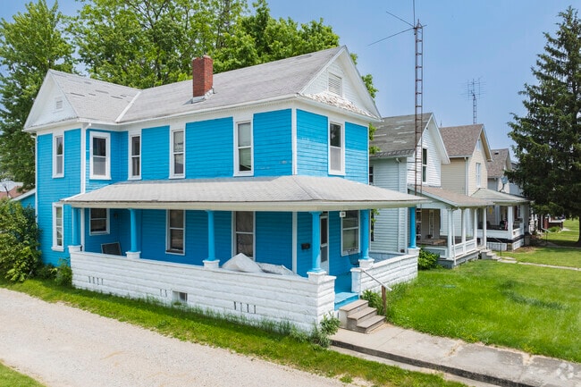 Colorful homes adorn the streets of downtown Tiffin.