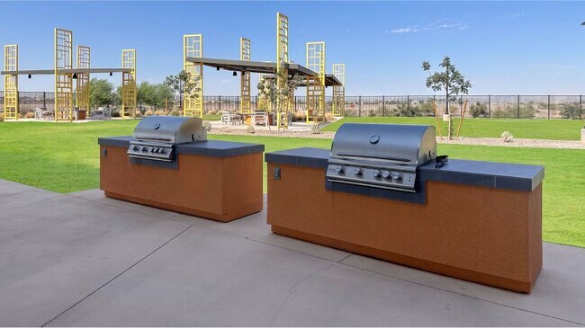 Barbecues with counter space