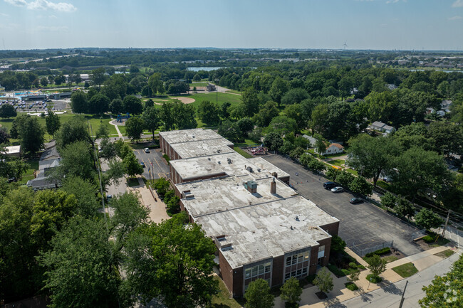 Your kids will enjoy learning in the inspiring atmosphere of Sheridan Elementary School.