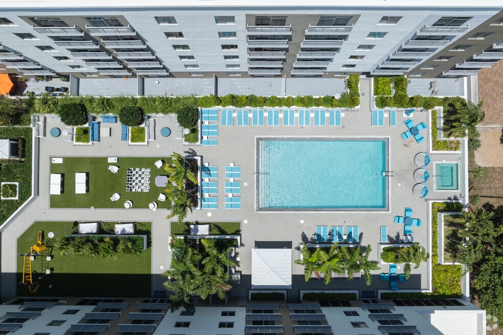 OLD TOWN SQUARE, Pompano Beach, FL 33060 - photo 1