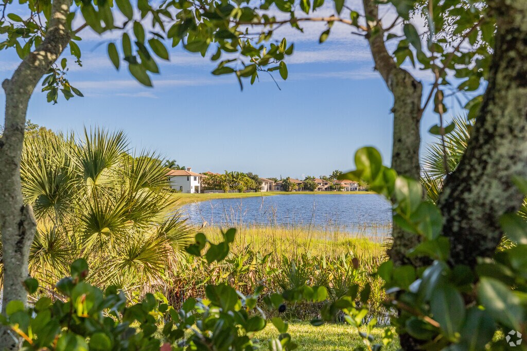 The Quaye at Wellington 1090 Quaye Lake Cir, Wellington, FL