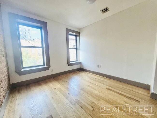 2344 Pacific St unit 3, Brooklyn, NY 11233 - photo 4