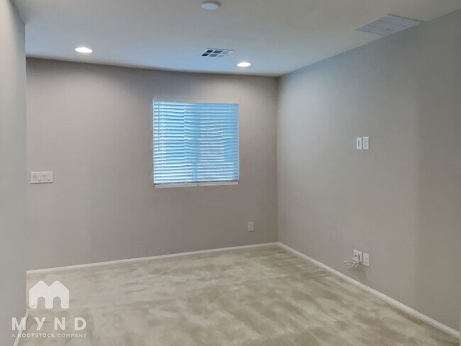 6646 Evander St, North Las Vegas, NV 89086 - photo 5