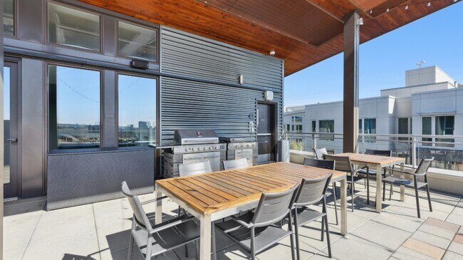 Eleanor, Seattle, WA 98115 - photo 7