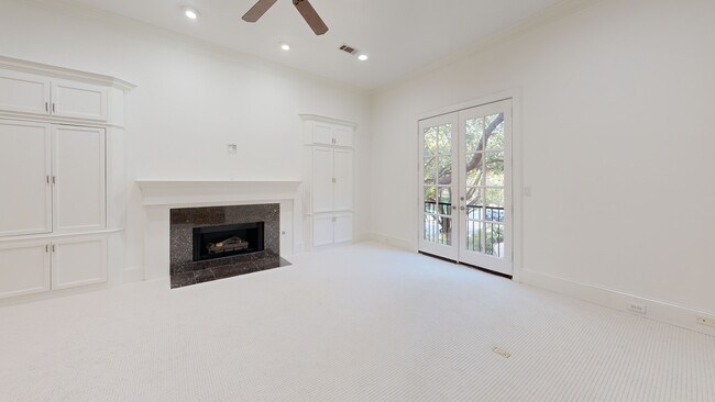 4330 Gilbert Ave unit A, Dallas, TX 75219 - photo 2