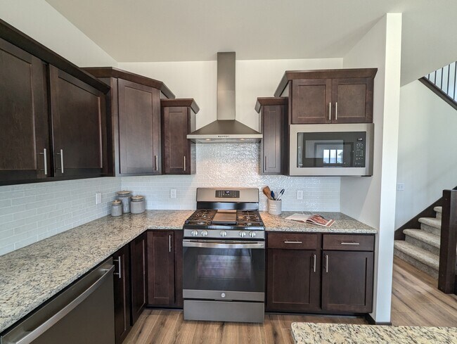 4303 Goldeneye Gateway Dr, Middleton, WI 53562 - photo 5