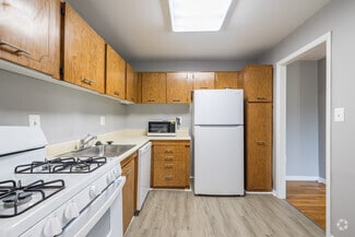 6001 Park Heights Ave, Baltimore, MD 21215