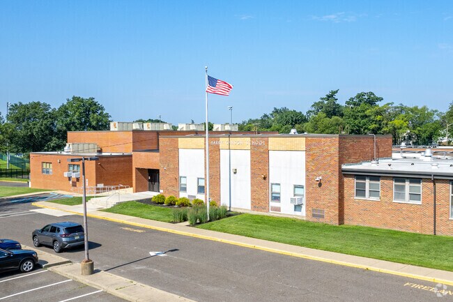 G.H. Carson Elementary School boasts a student-teacher ratio of 11 to 1.