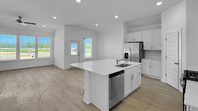 414 Cain Trail, Maumelle, AR 72113 - photo 5