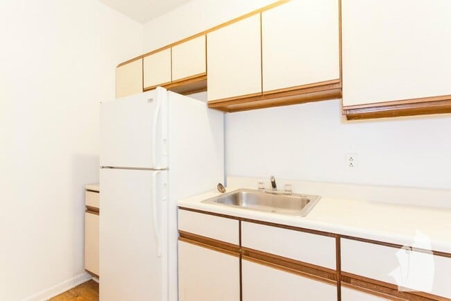 652 W Cornelia Ave unit 11, Chicago, IL 60657 - photo 6