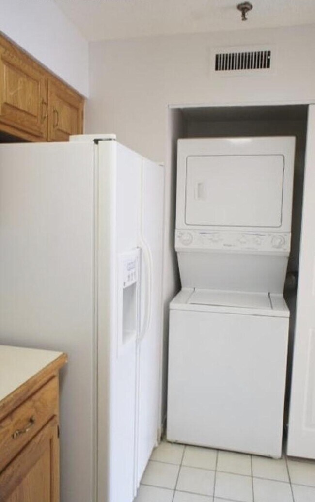 Kelton Place Condominiums unit 716, Allston, MA 02134 - photo 7