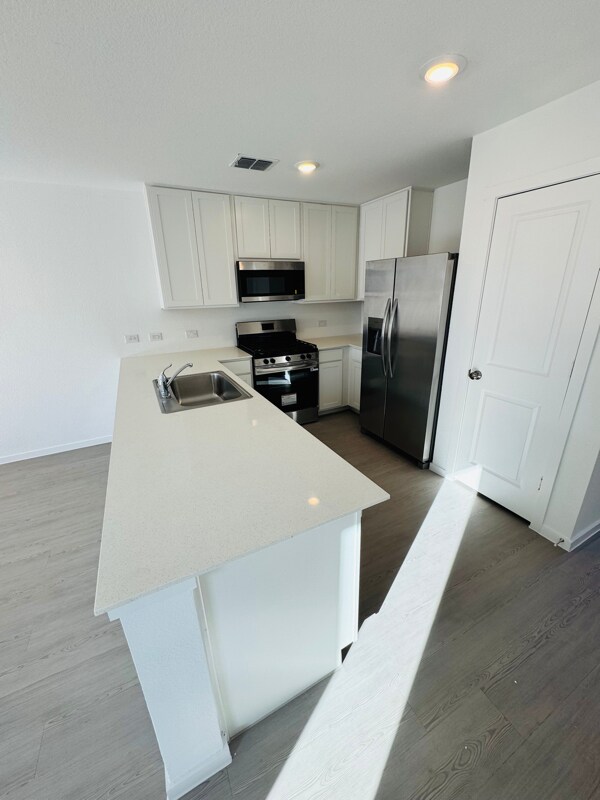 3924 Pontchartrain Pkwy, Sherman, TX 75090 - photo 2