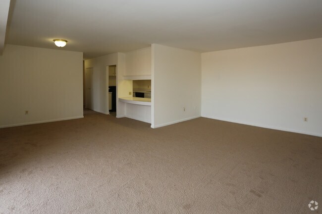 Edgewood Apartments, Hagerstown, MD 21740 - photo 3