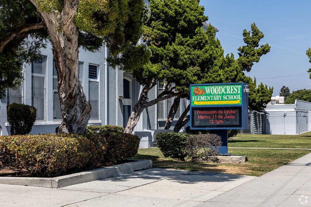 Woodcrest Elementary School encourages community engagement.