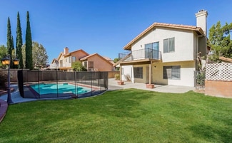 4540 Grandview Dr, Palmdale, CA 93551