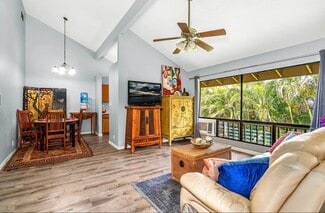 15 Kulanihakoi St Unit 17H, Kihei, HI 96753