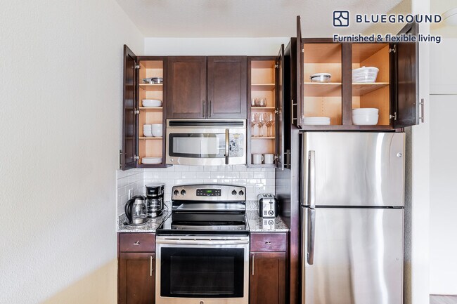 3100 Esperanza Crossing unit FL4-ID301, Austin, TX 78758 - photo 6