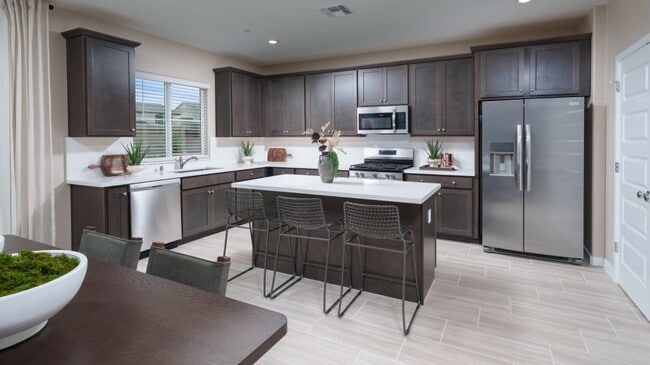 10315 Tower Hill Dr, Stockton, CA 95219 - photo 2