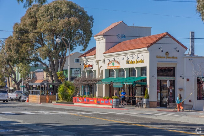 Solano Avenue is the main strip of Albany, and offers many dining and shopping options for Albany Terrace.