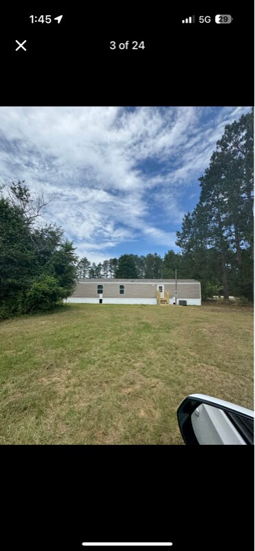 497 Westover Dr, Hartsville, SC 29550