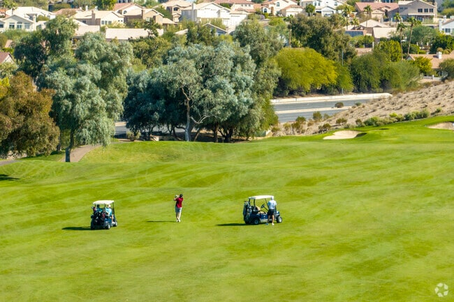 Lookout Mountain Golf Club weaves through the hills in Moon Valley.
