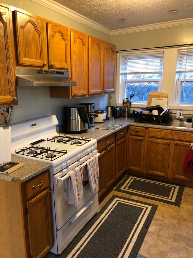 29 Lynde St unit 31, Melrose, MA 02176 - photo 5