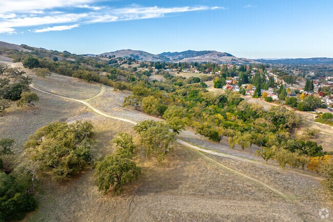 The 806-acre Bishop Ranch Regional Preserve overlooks the San Ramon Valley.