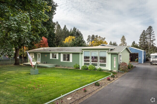 Fruitland itself has limited commercial activity, so most residents head into Coeur d'Alene.