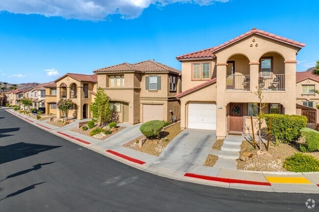Mission Hills features newer single-family homes with two-story southwestern-style architecture.