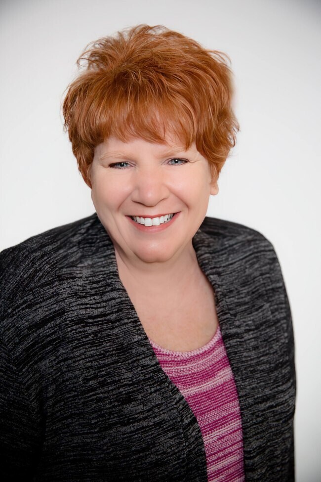 Mary Jo Potts