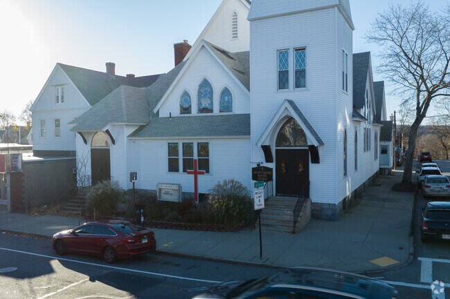 Central New England Christian Academy provides education to children in Brittan Square.