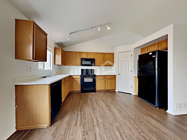 11365 E 116th Dr, Henderson, CO 80640 - photo 5