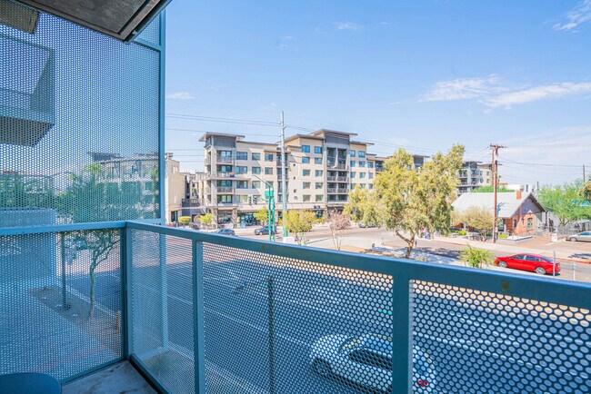 333 E Roosevelt St unit ID1263183P, Phoenix, AZ 85004 - photo 4