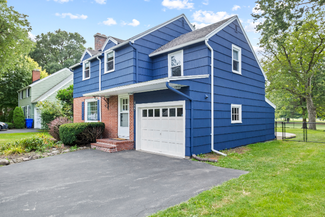 166 Ridgemont Dr, Rochester, NY 14626