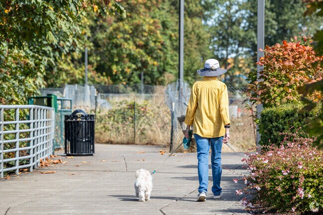 Dave Clark Trail in Albany, OR is considered an easy route and takes about 45 minutes to walk.