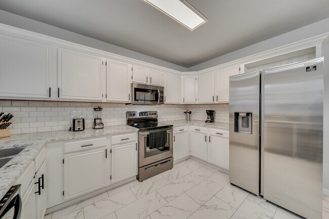 843 Sonora Ln unit ID1056393P, Grand Prairie, TX 75052 - photo 4