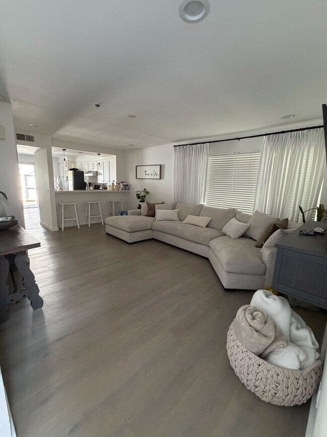 Cedar Glen, Lake Forest, CA 92630 - photo 4