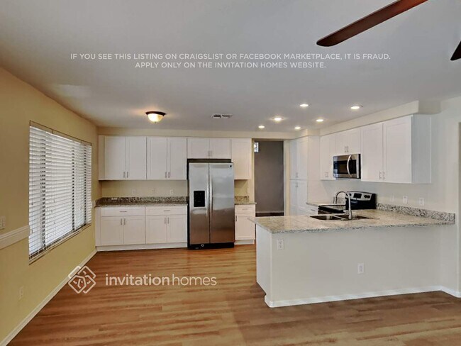 13712 N 79th Ln, Peoria, AZ 85381 - photo 6